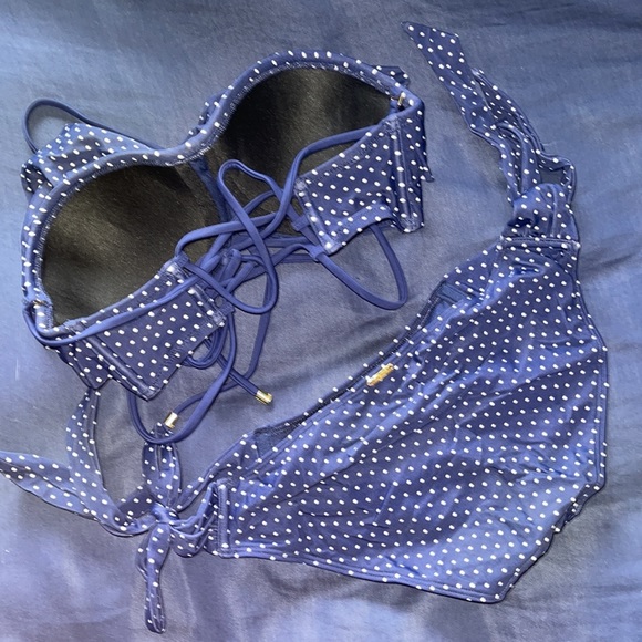 Abercrombie & Fitch bikini - Picture 4 of 7